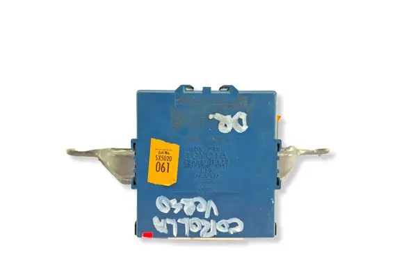 Toyota Corolla Verso AR10 Combustion control unit/module 896180F020 MB1238009021