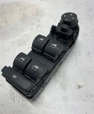 BMW 1 E81 E87 Electric window control switch 9155491 08W40K403 HW05SW06