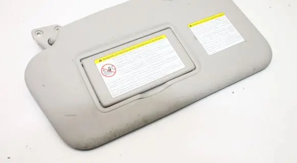 Nissan Juke I F15 Sun visor