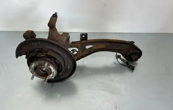 Hyundai Santa Fe Rear wheel hub