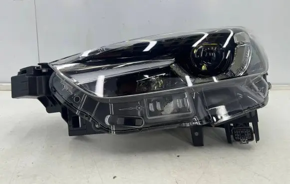 Mazda CX-3 Headlight/headlamp d10e-51040