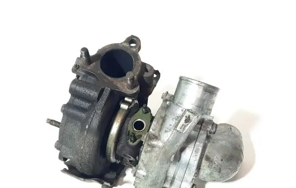 Toyota Avensis T250 Turbo 122010R020 0505100008