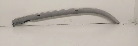 Under headlight/headlamp trim