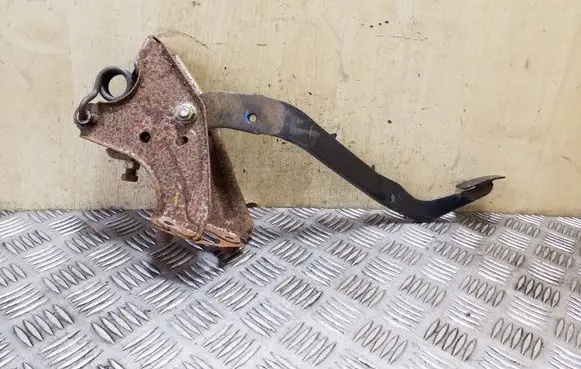 Clutch pedal