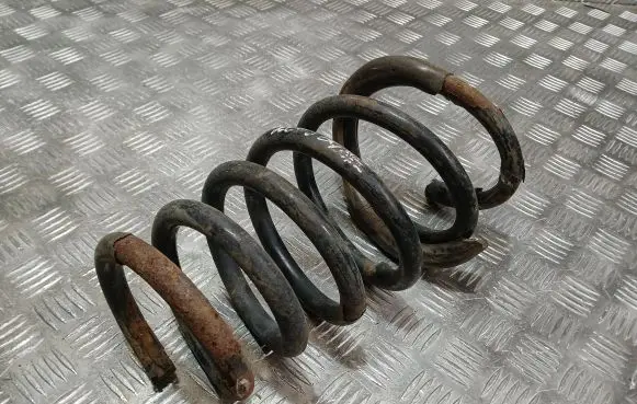 Volvo XC90 Rear coil spring