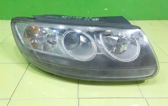 Hyundai Santa Fe Headlight/headlamp PRZOD