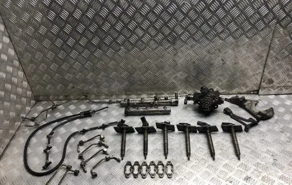Audi A6 S6 C6 4F Fuel injection system set 059130163E 059130147 059130090AG