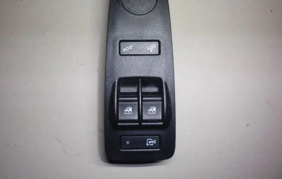 Fiat Ducato Quarter vent window switch 60961276 30171728 7EU85JXWAA