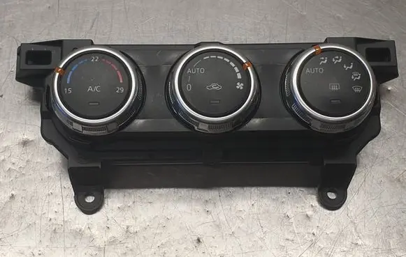 Mazda CX-3 Climate control unit DA6S61190A