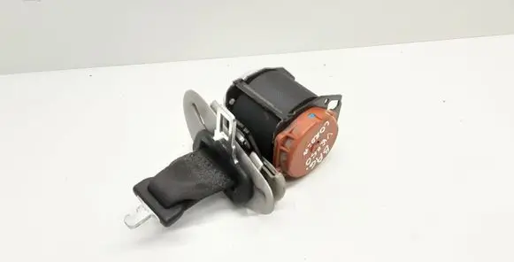 Middle seatbelt (rear)