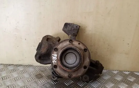 Volkswagen Crafter Front wheel hub A9065400317