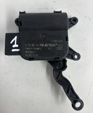 Audi Q3 8U Air flap motor/actuator 0132801341