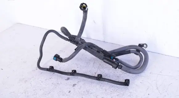 Volvo V60 Fuel line pipe 31355065 31405700 31405791