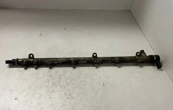 Mercedes-Benz E W211 Fuel main line pipe A6130700195 A6110780449