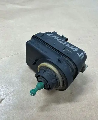 Renault Scenic I Headlight level adjustment motor 07700840141