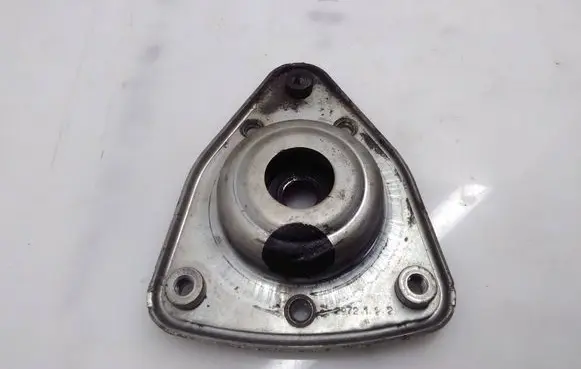 Peugeot 3008 II Front upper strut mount 9800479780