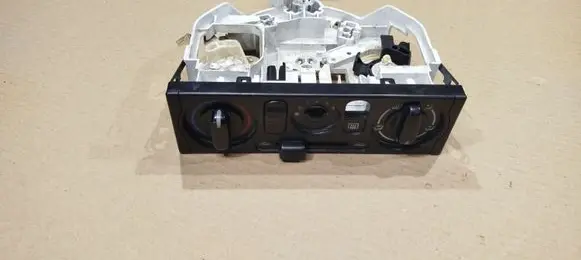 Mazda MX-5 NB Miata Climate control unit 