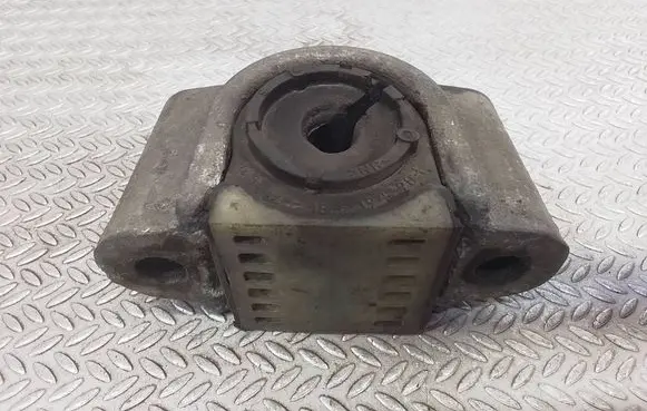 Mercedes-Benz Sprinter W906 Sway bar bush bracket, rear A9063261940