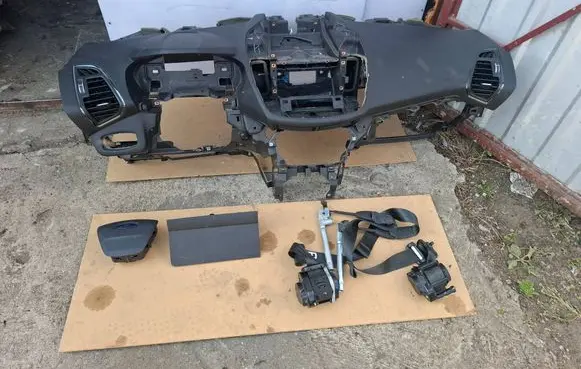 Ford Kuga II Dashboard 