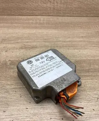 Volkswagen Polo III 6N 6N2 6NF Airbag control unit/module 6N0909603 5WK4137 WithPlug