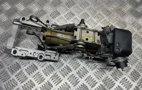 Volkswagen PASSAT B5.5 Steering wheel axle 3B0419502D 25803