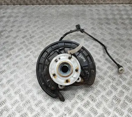 Mercedes-Benz EQA Rear wheel hub A2475400600 A2433570600