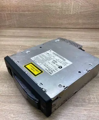BMW 5 E60 E61 CD/DVD changer 6986081