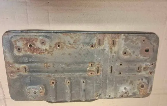 Mercedes-Benz 280 450 W116 Battery tray 1072940801