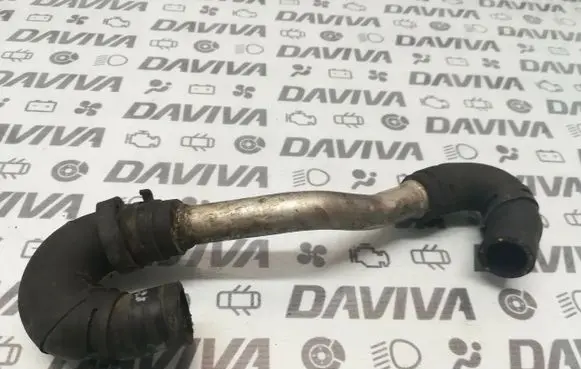 Volkswagen Touareg I Engine coolant pipe/hose 7L0819320