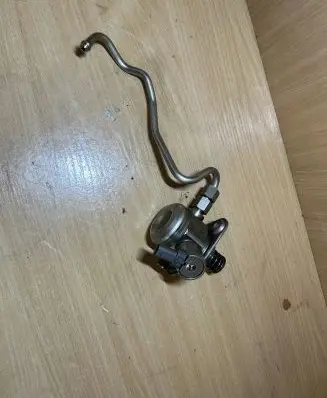 BMW X3 F25 Fuel injection high pressure pump