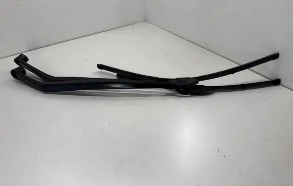 Dodge Charger Front wiper blade arm 68082554AA 68082555AA 2195