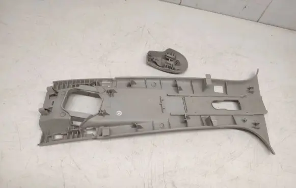 Renault Fluence (B) pillar trim (top) 769130019R 769130004R