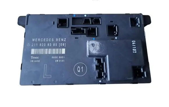 Mercedes-Benz E W211 Door control unit/module 2118208385