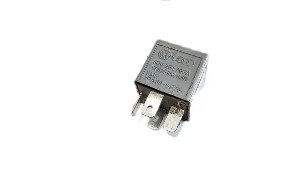 Volkswagen Golf IV Other relay 8D0951253A