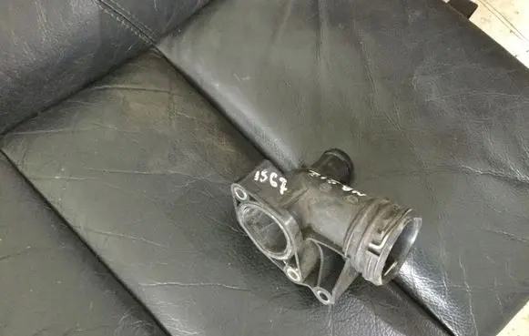 Mercedes-Benz CL C215 Engine coolant pipe/hose A6422001156