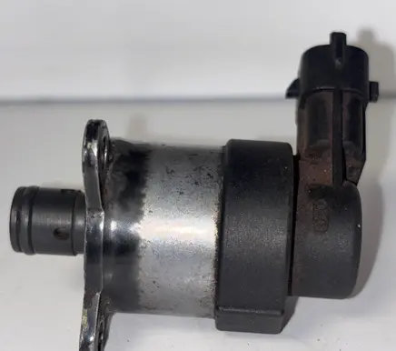 Ford Focus Fuel pressure sensor 0928400680