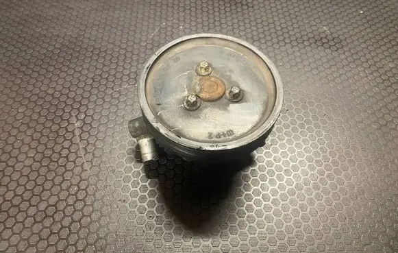 Mercedes-Benz E W211 Power steering pump A6112300115