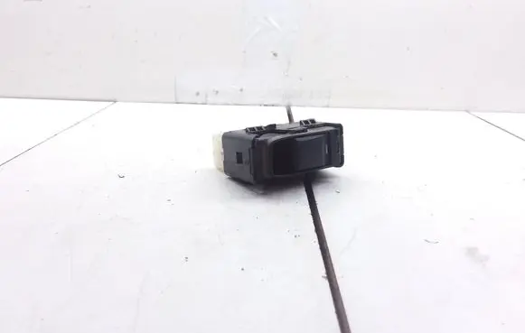 Jeep Compass Electric window control switch 04602933AA 2132136