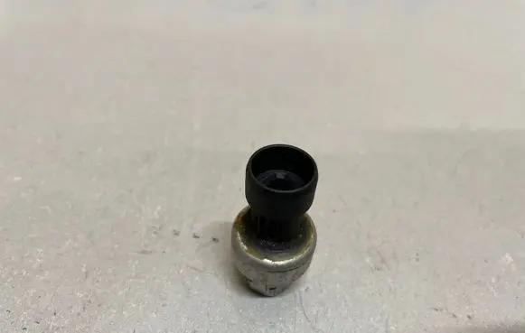Air conditioning (A/C) pressure sensor