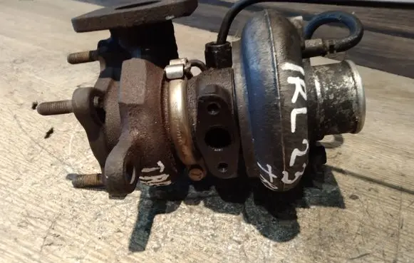Hyundai Trajet Turbo 2823127000