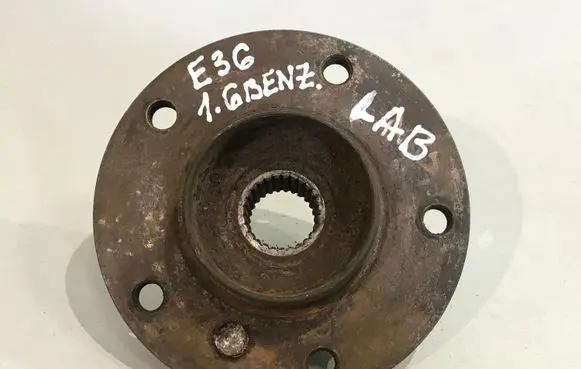 BMW 3 E36 Rear wheel bearing hub 
