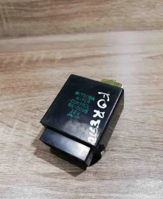 Subaru Forester SF Window wiper relay rk0098