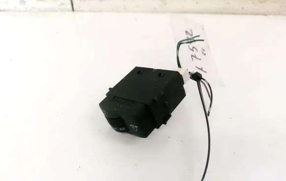 Nissan Note (E11) Headlight level height control switch 251909U00A