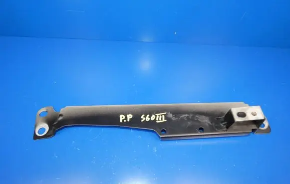 Volvo S60 Fender mounting bracket 31468234 B09CD