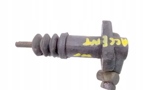 Hyundai Accent Clutch slave cylinder 