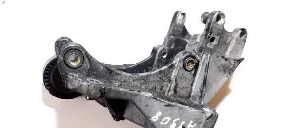 Citroen Xsara Engine mounting bracket 96348183 96348179