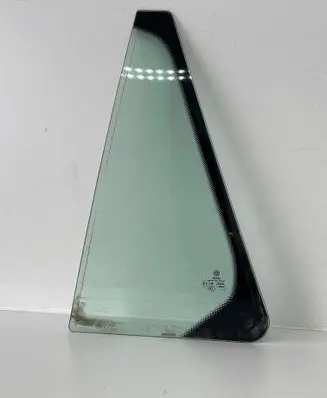 Volkswagen Golf V Rear vent window glass DOT476MAT312AS2 43R004584 E000266
