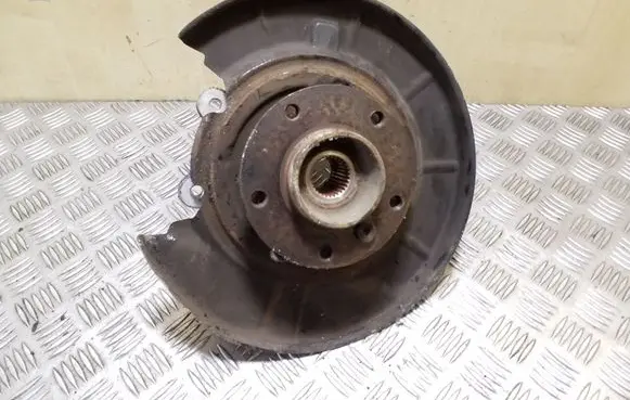 BMW 5 E39 Rear wheel hub