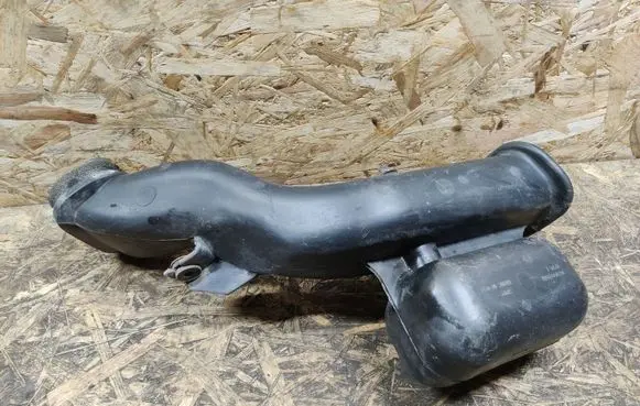 Chrysler Pacifica Intake resonator 05510022AB