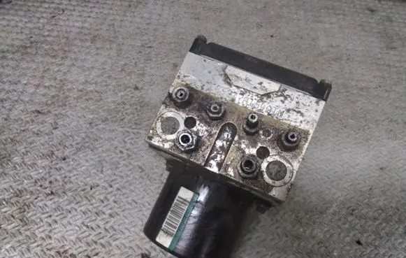 Peugeot 407 ABS Pump 15710602 9660067280